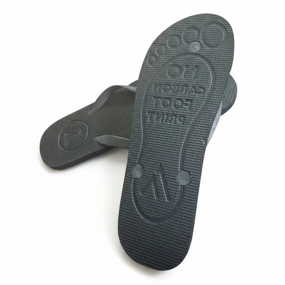 Cascadia‎ Flip Flop Sandals Large Black Rubber Thong Logo Beach Summer Gorpcore